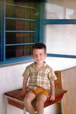 20011007-06-samdesk1975adj.jpg