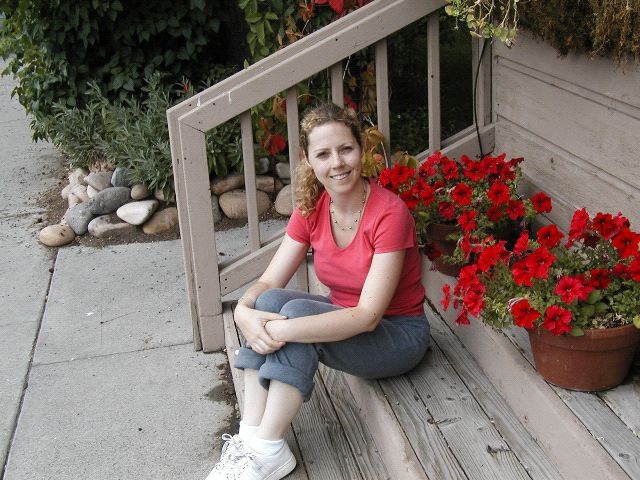 Marilyn sitting on a Step